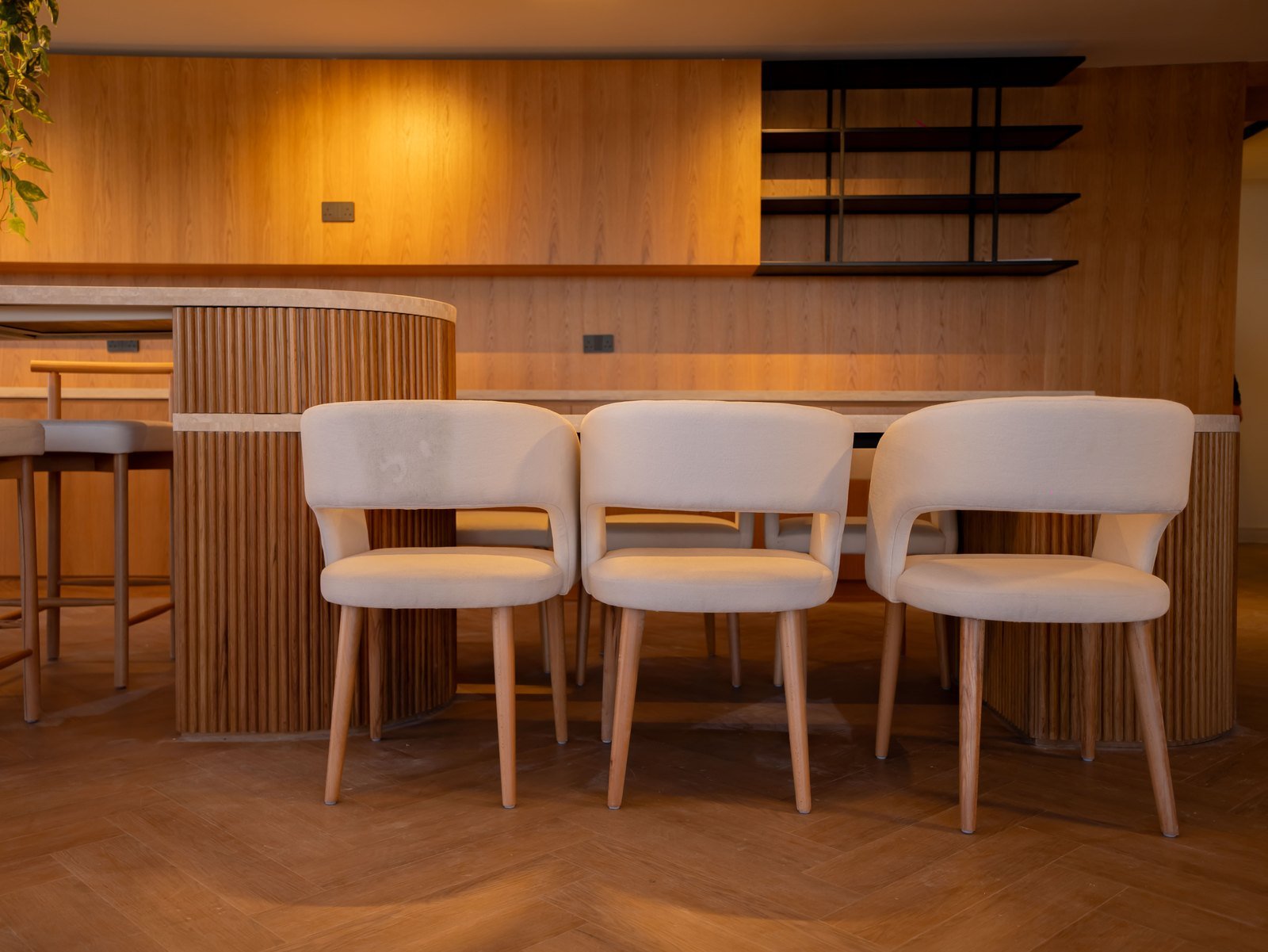 AD Tyres commercial fit-out in Platinum Tower, JLT — photo 7