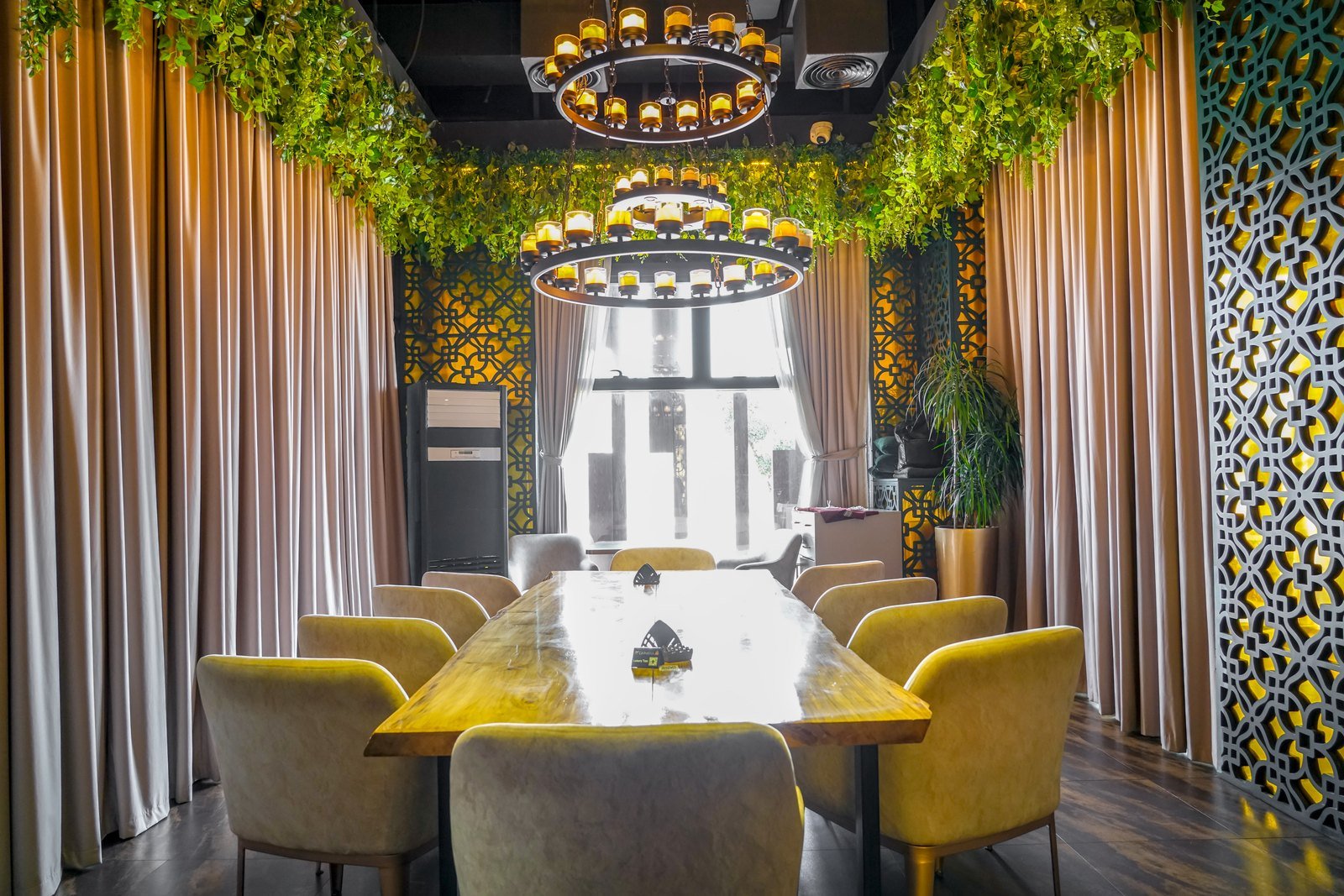 Gashisha restaurant fit-out on Sheikh Zayed Road, Dubai