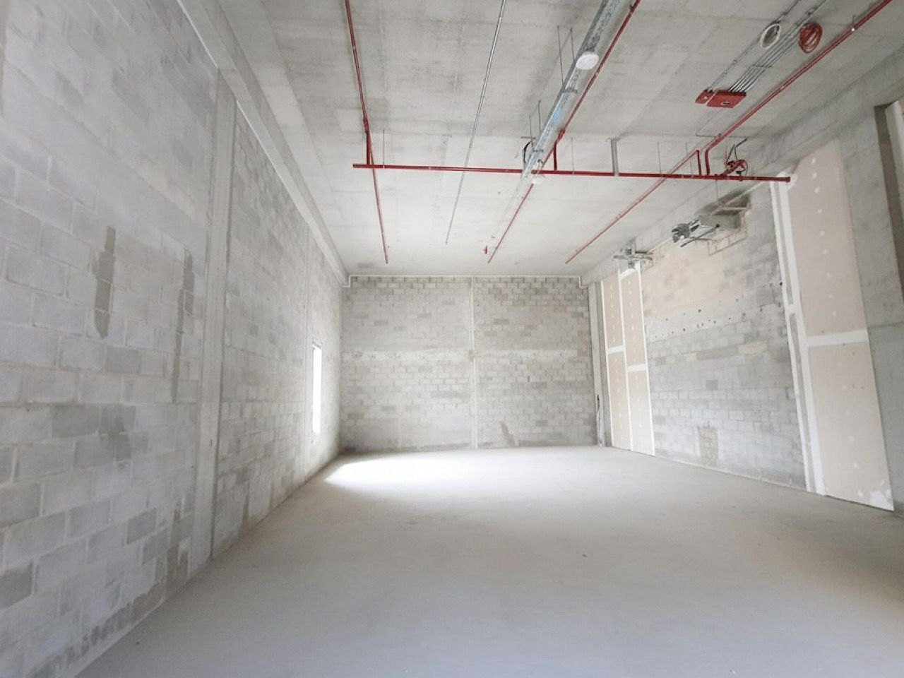 Saudi Dates Center before works, at shell