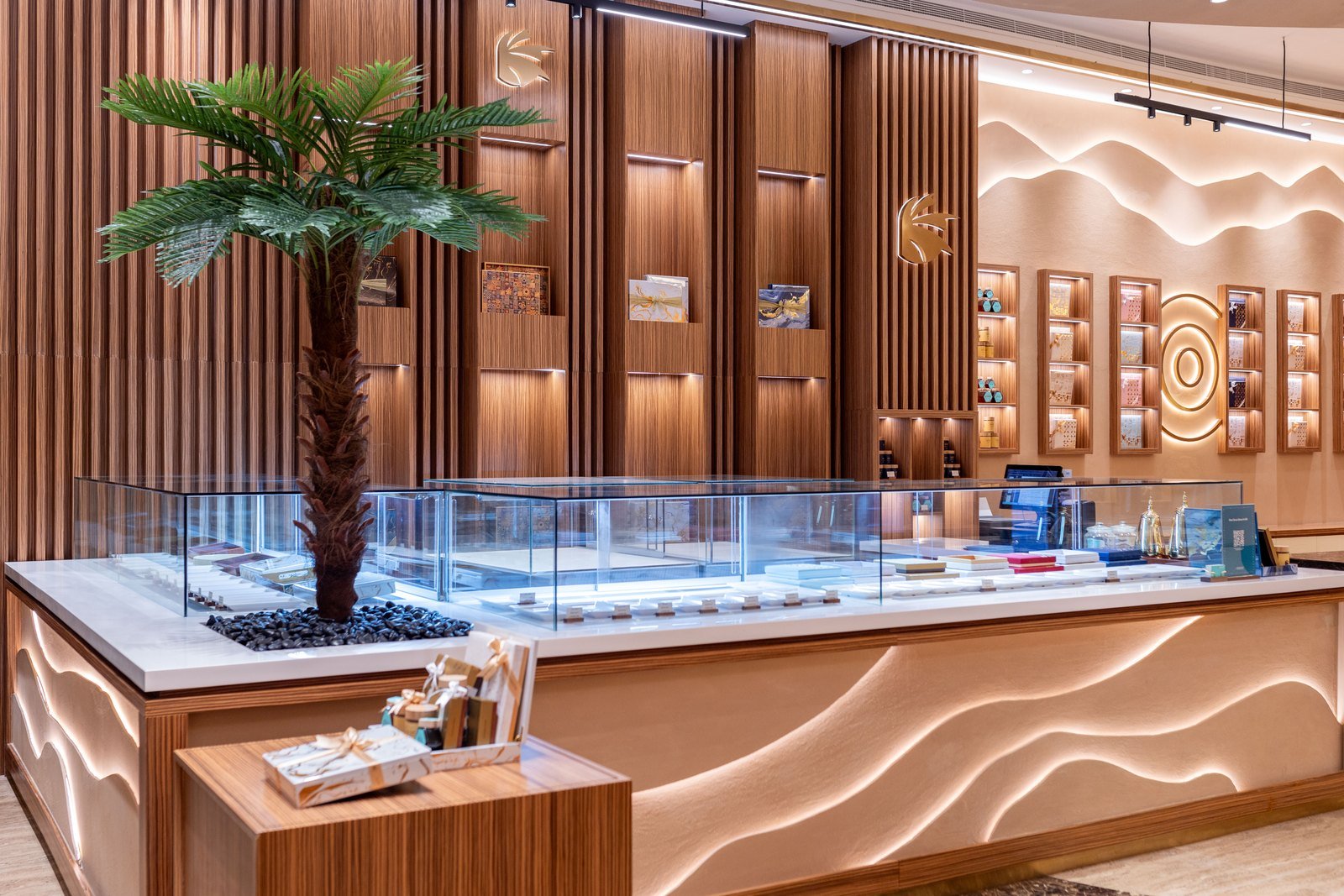 Saudi Dates Center retail fit-out at Dubai Hills Mall — photo 7